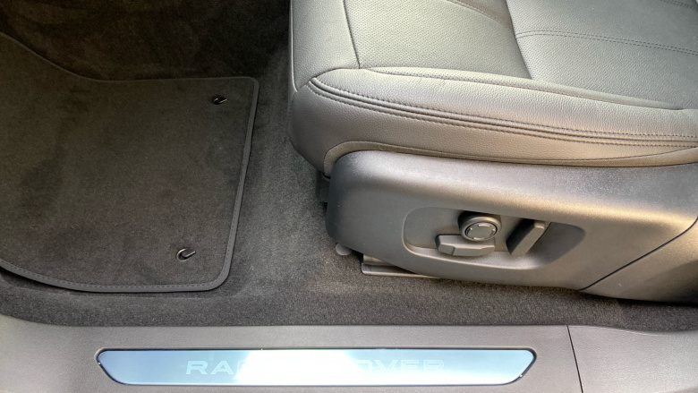 Land Rover Range Rover Evoque 2.0 D200 Dynamic SE 5dr Auto Diesel Hatchback